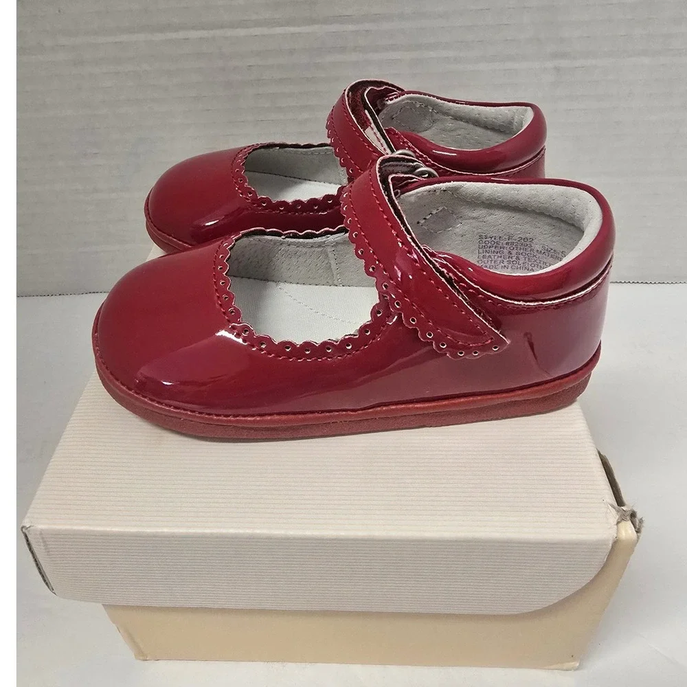 Angel Baby Red Patent Leather Scalloped Mary Jane Shoes Toddler Size 5 NWT